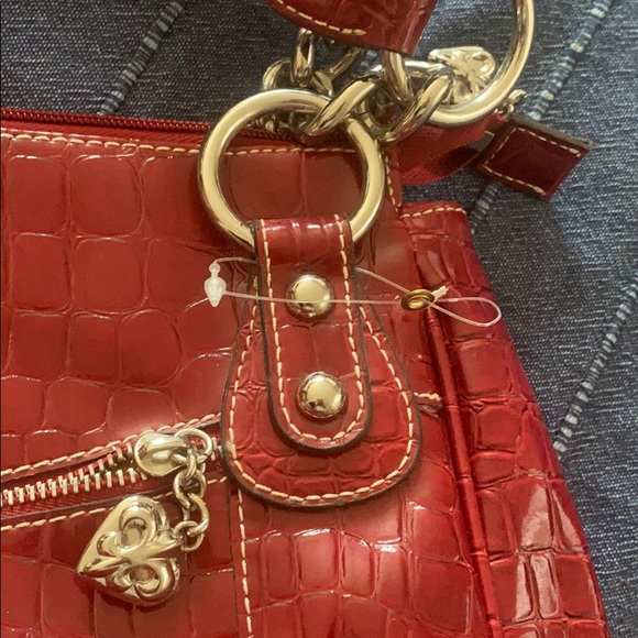 Kathy Van Zeeland Red Croc Embossed - Picture 4 of 4